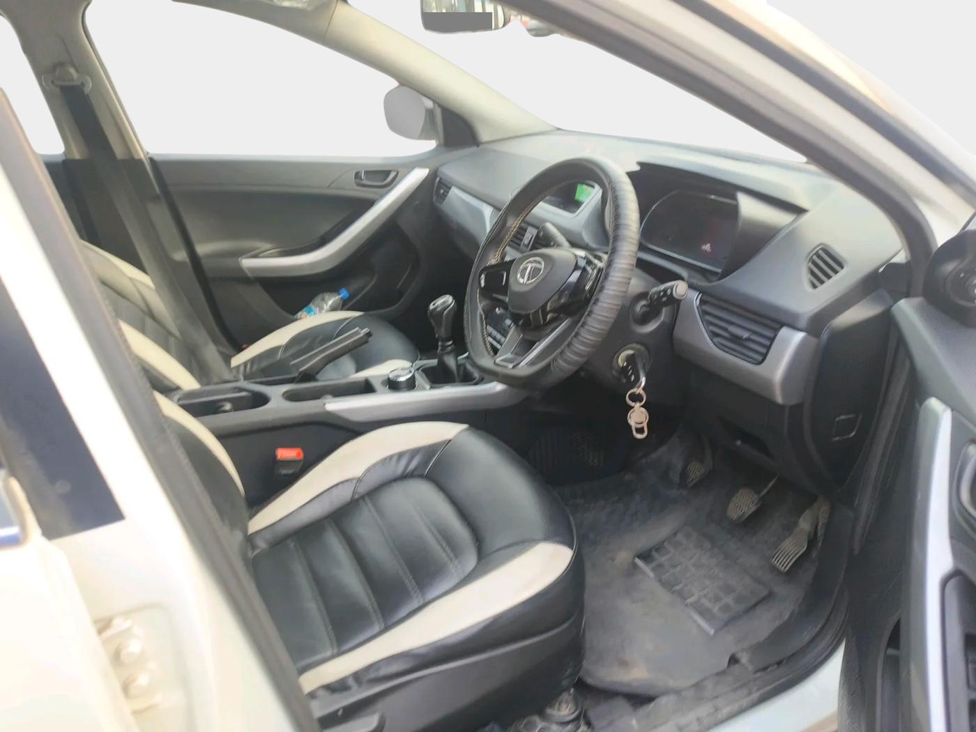 2020 Tata NEXON XM PETROL, Petrol, Manual, 42,940 km, interior