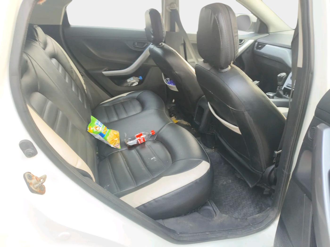 2020 Tata NEXON XM PETROL, Petrol, Manual, 42,940 km, interior