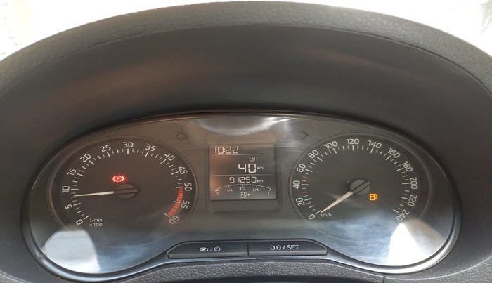 2016 Skoda Rapid 1.5 TDI CR STYLE PLUS, Diesel, Manual, 91,250 km, interior