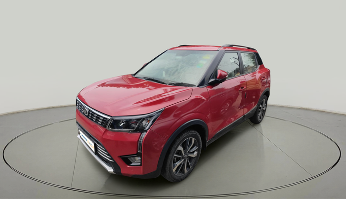2021 Mahindra XUV300 W8 (O) 1.5 DIESEL AMT, Diesel, Automatic, 55,707 km, exterior