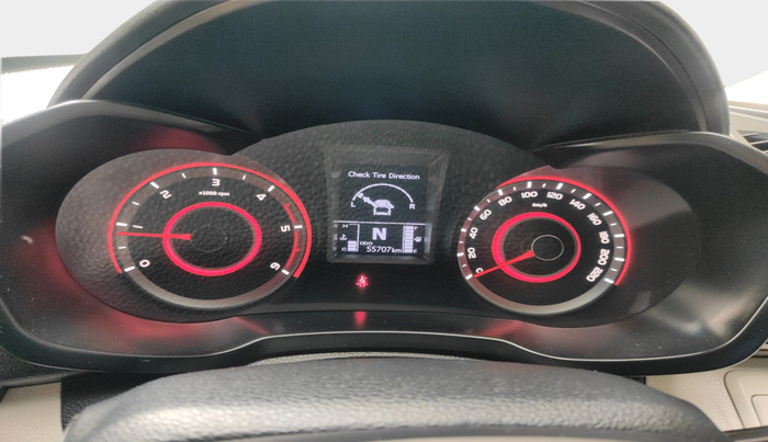 2021 Mahindra XUV300 W8 (O) 1.5 DIESEL AMT, Diesel, Automatic, 55,707 km, interior