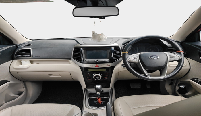 2021 Mahindra XUV300 W8 (O) 1.5 DIESEL AMT, Diesel, Automatic, 55,707 km, interior