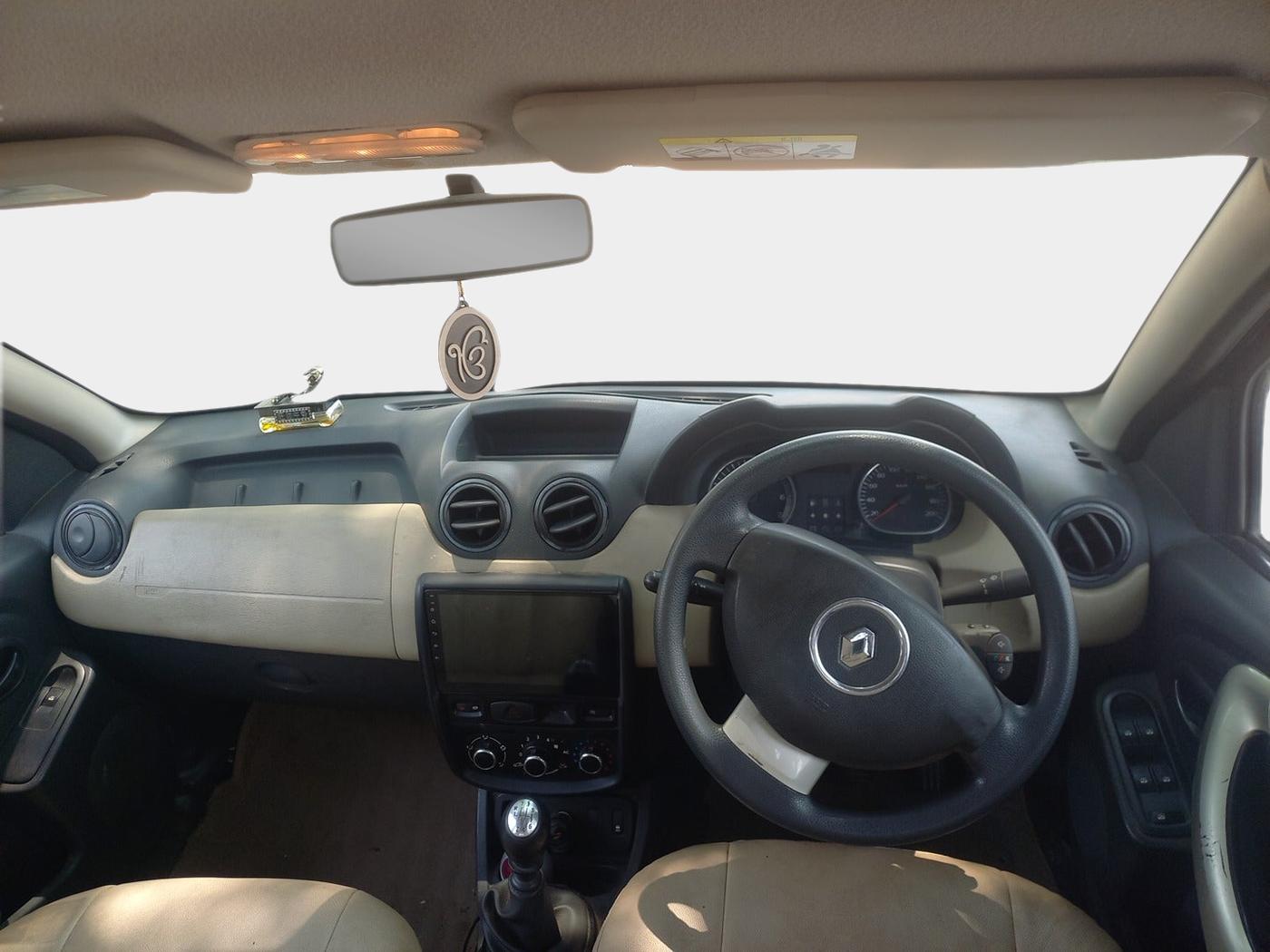 2013 Renault Duster 110 PS RXL DIESEL, Diesel, Manual, 1,02,726 km, interior
