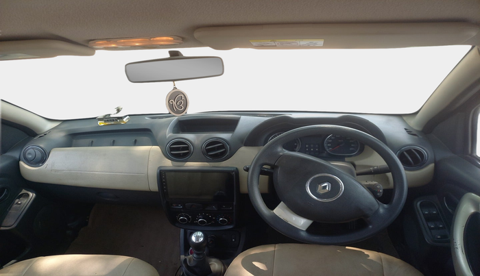 2013 Renault Duster 110 PS RXL DIESEL, Diesel, Manual, 1,02,726 km, interior