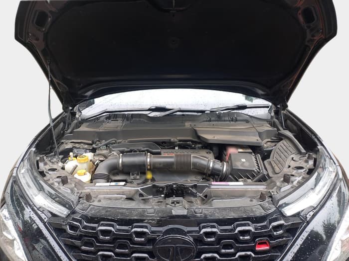 2023 Tata Harrier XZA PLUS RED DARK EDITION , Diesel, Automatic, 20,101 km, exterior