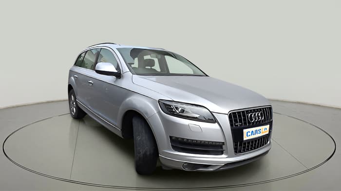 2011 Audi Q7 3.0 TDI QUATTRO, Diesel, Automatic, 1,56,402 km, exterior