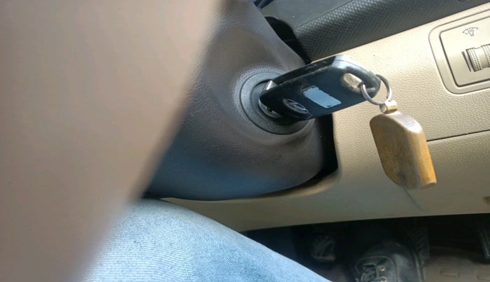 2011 Hyundai Verna FLUIDIC 1.6 CRDI SX, Diesel, Manual, 1,19,545 km, interior