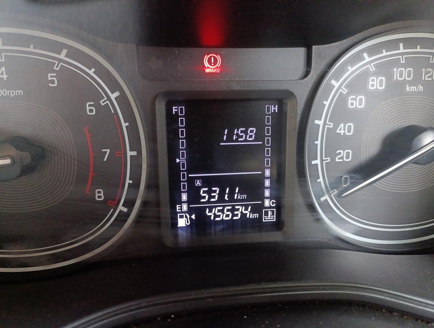 2021 Maruti Vitara Brezza LXI, Petrol, Manual, 45,634 km, interior