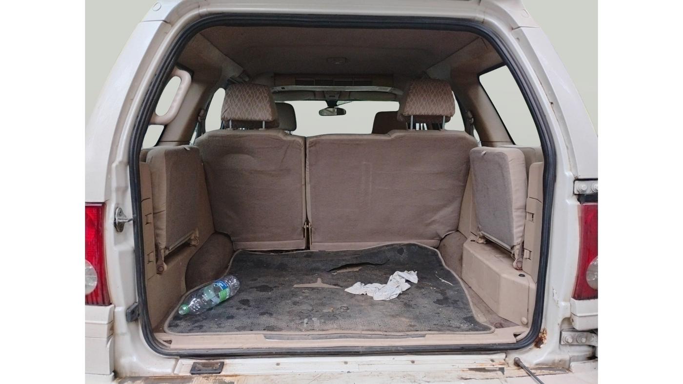 2011 Tata Safari 4X2 EX DICOR, Diesel, Manual, 1,20,001 km, exterior