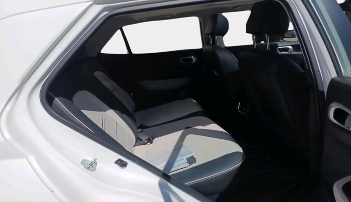 2024 Hyundai VENUE SX (O) 1.0 TURBO DCT, Petrol, Automatic, 11,806 km, interior