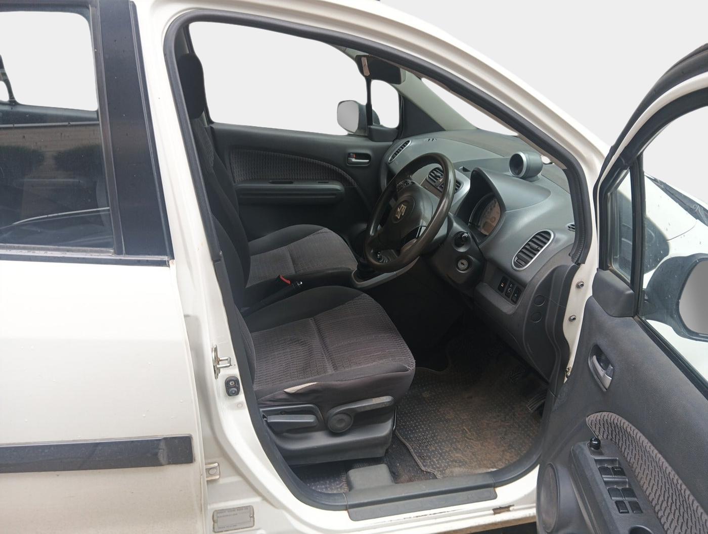 2015 Maruti Ritz ZXI, Petrol, Manual, 56,570 km, interior