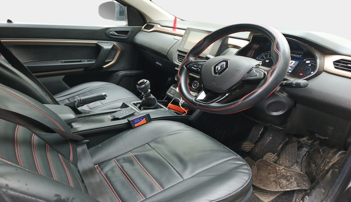 2022 Renault Kiger RXT MT, Petrol, Manual, 2,10,000 km, interior