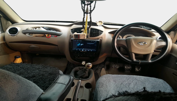 2012 Mahindra Xylo E8 ABS, Diesel, Manual, 1,35,097 km, interior