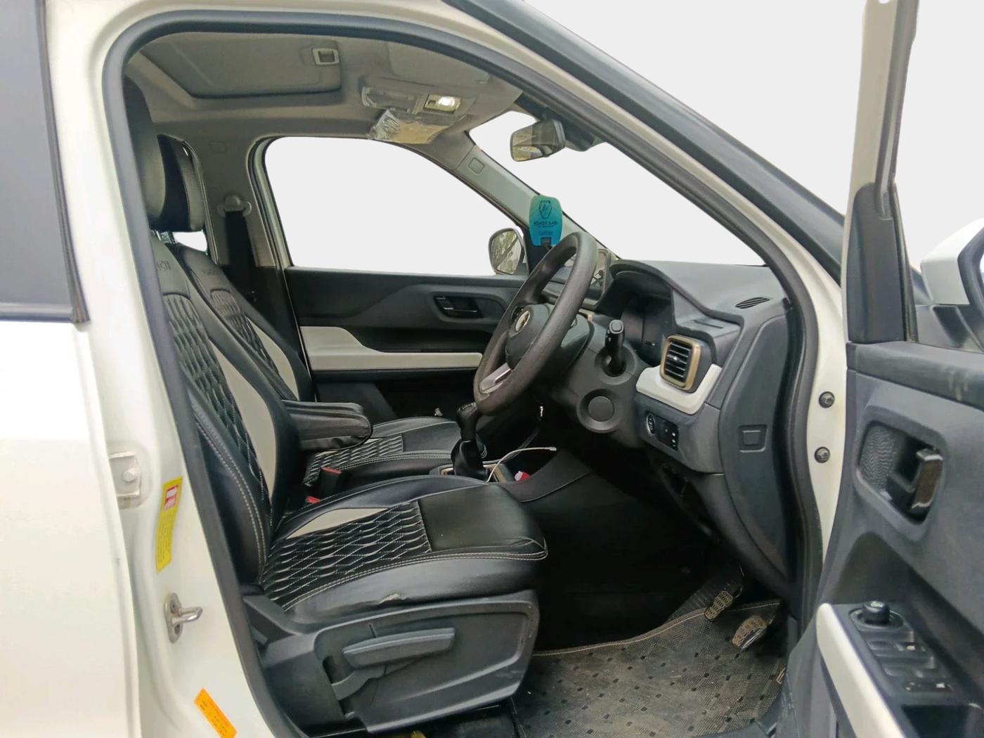 2024 Tata PUNCH ACCOMPLISHED DAZZLE SUNROOF CNG MT, CNG, Manual, 50,728 km, interior