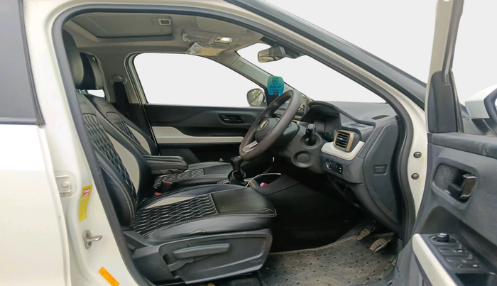 2024 Tata PUNCH ACCOMPLISHED DAZZLE SUNROOF CNG MT, Petrol, Manual, 50,728 km, interior