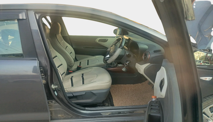 2020 Hyundai AURA S 1.2 CNG, CNG, Manual, 1,01,846 km, interior