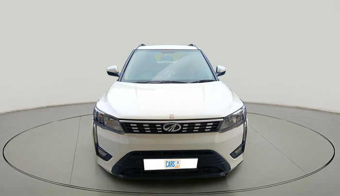 2022 Mahindra XUV300 W6 1.2 PETROL, Petrol, Manual, 16,846 km, exterior