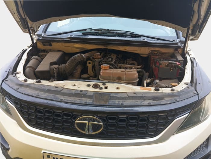 2018 Tata Hexa XE 4X2 6 STR, Diesel, Manual, 1,42,743 km, exterior