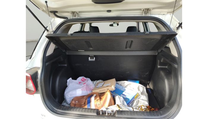 2020 Hyundai VENUE SX 1.5 CRDI, Diesel, Manual, 70,647 km, exterior