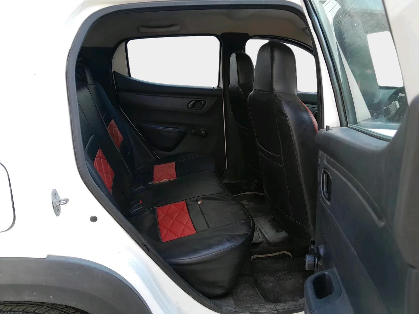2016 Renault Kwid RXT 0.8, Petrol, Manual, 47,610 km, interior
