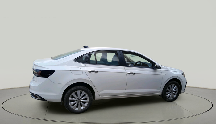 2022 Volkswagen VIRTUS HIGHLINE TSI 1.0 MT, Petrol, Manual, 14,011 km, exterior