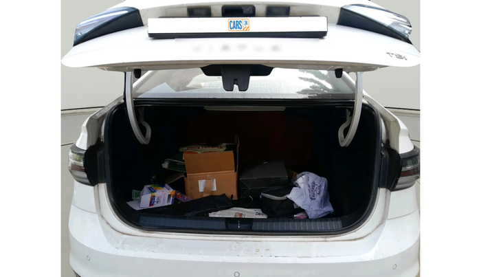 2022 Volkswagen VIRTUS HIGHLINE TSI 1.0 MT, Petrol, Manual, 14,011 km, exterior