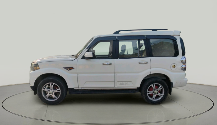 2017 Mahindra Scorpio S10, Diesel, Manual, 30,171 km, exterior