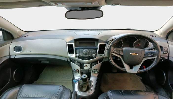 2011 Chevrolet Cruze LTZ, Diesel, Manual, 2 km, interior
