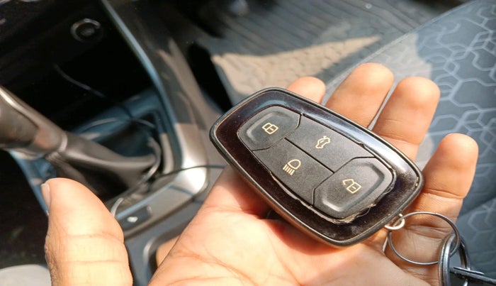 2020 Tata ALTROZ XZ PETROL, Petrol, Manual, 84,701 km, interior