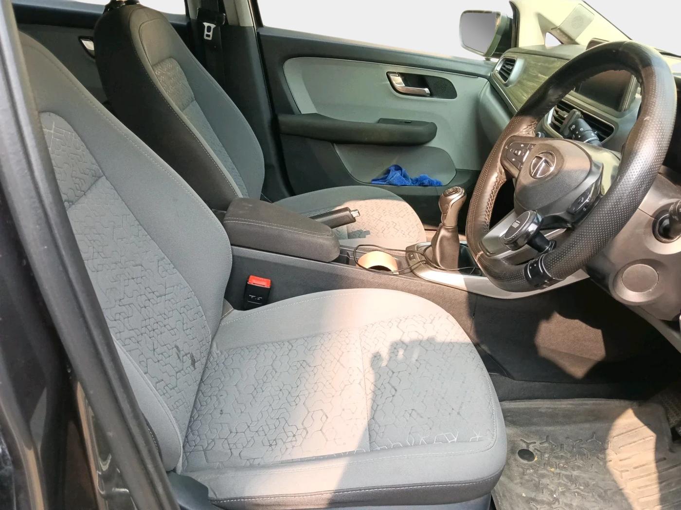 2020 Tata ALTROZ XZ PETROL, Petrol, Manual, 84,701 km, interior