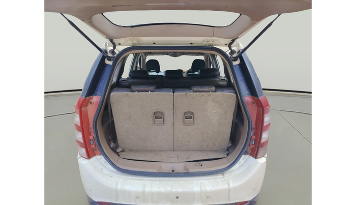 2012 Mahindra XUV500 W8, Diesel, Manual, 7,89,908 km, exterior