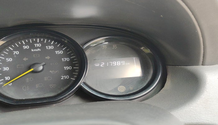 2015 Renault Duster 85 PS RXE DIESEL, Diesel, Manual, 2,17,989 km, interior