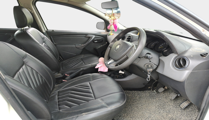 2015 Renault Duster 85 PS RXE DIESEL, Diesel, Manual, 2,17,989 km, interior