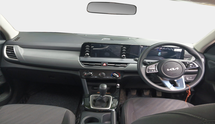 2024 KIA SELTOS  HTK 1.5 PETROL MT, Petrol, Manual, 2,795 km, interior