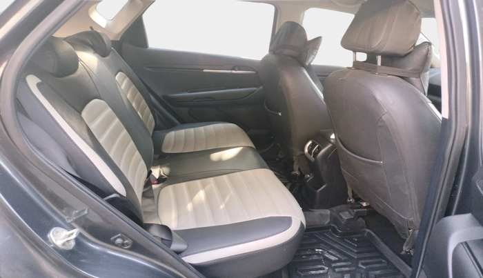 2021 KIA SONET HTK PLUS 1.2, Petrol, Manual, 36,579 km, interior