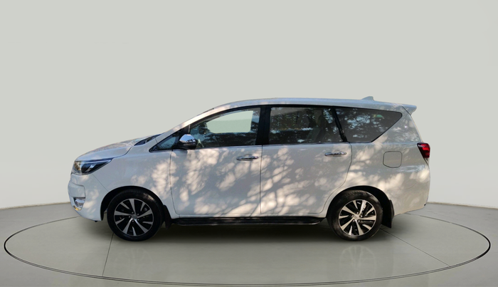 2025 Toyota Innova Crysta 2.4 ZX 7STR, Diesel, Manual, 31,839 km, exterior