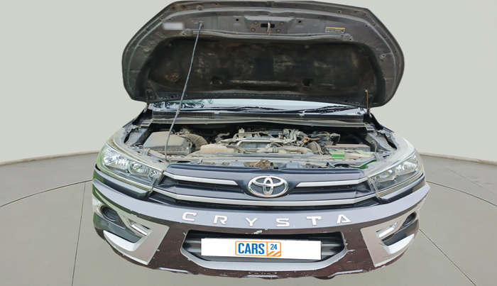 2020 Toyota Innova Crysta 2.4 GX 8 STR, Diesel, Manual, 1,29,769 km, exterior