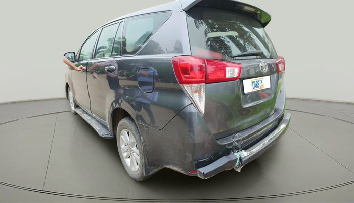 2020 Toyota Innova Crysta 2.4 GX 8 STR, Diesel, Manual, 1,29,769 km, exterior