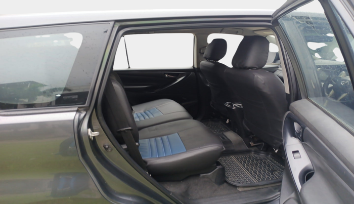 2020 Toyota Innova Crysta 2.4 GX 8 STR, Diesel, Manual, 1,29,769 km, interior
