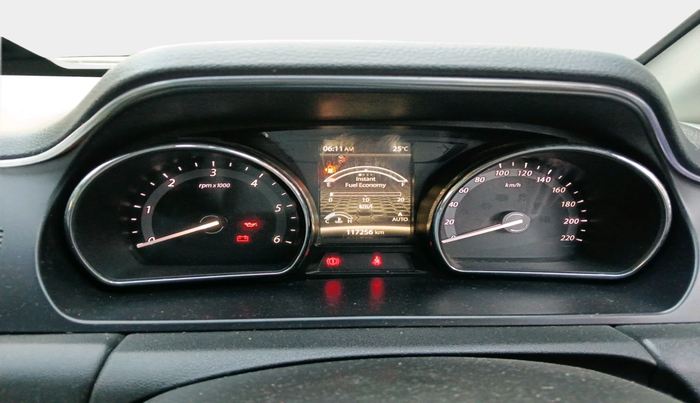 2017 Tata Hexa XM 4X2 7 STR, Diesel, Manual, 1,17,256 km, interior