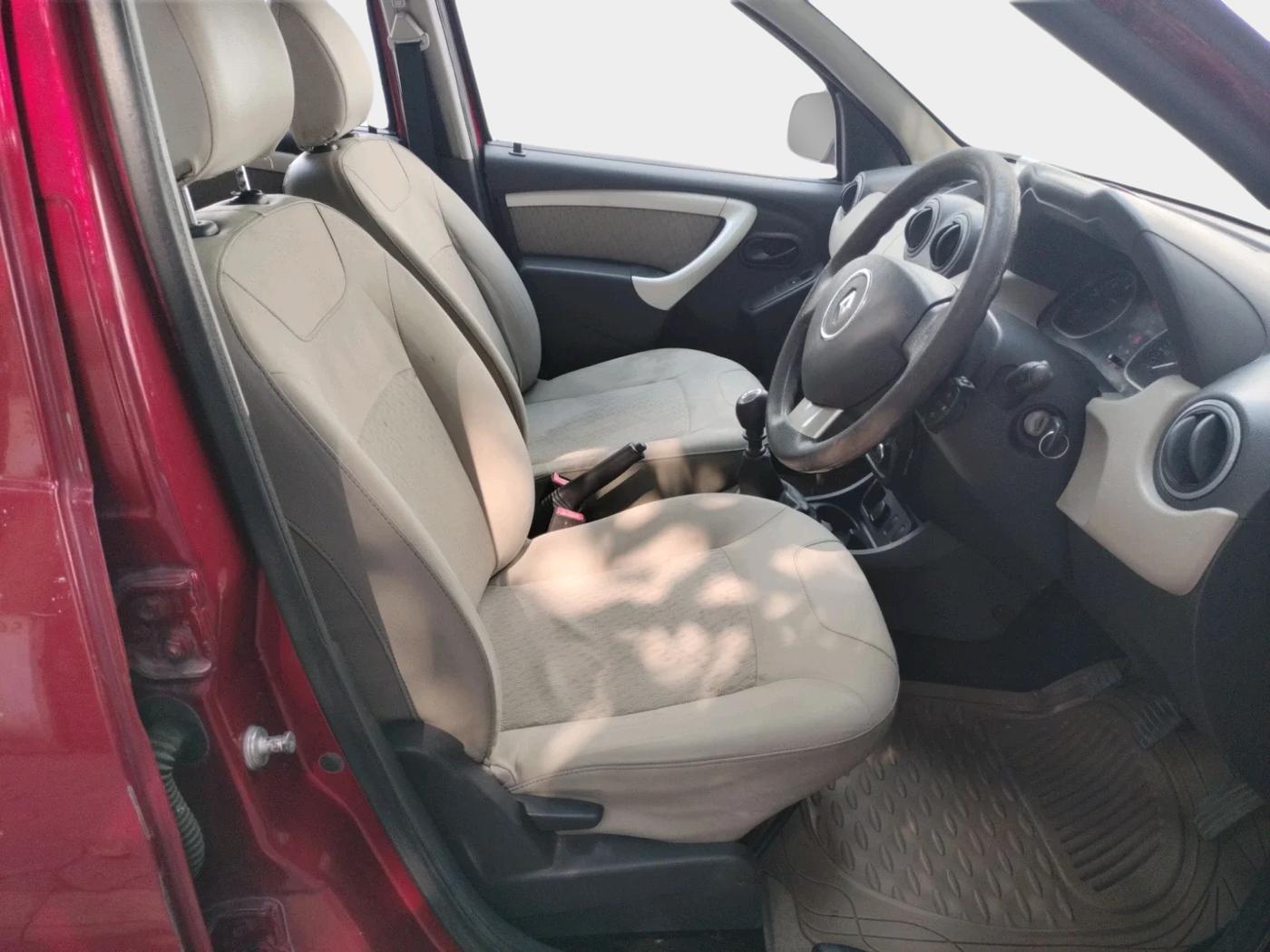 2012 Renault Duster 110 PS RXL DIESEL, Diesel, Manual, 60,539 km, interior