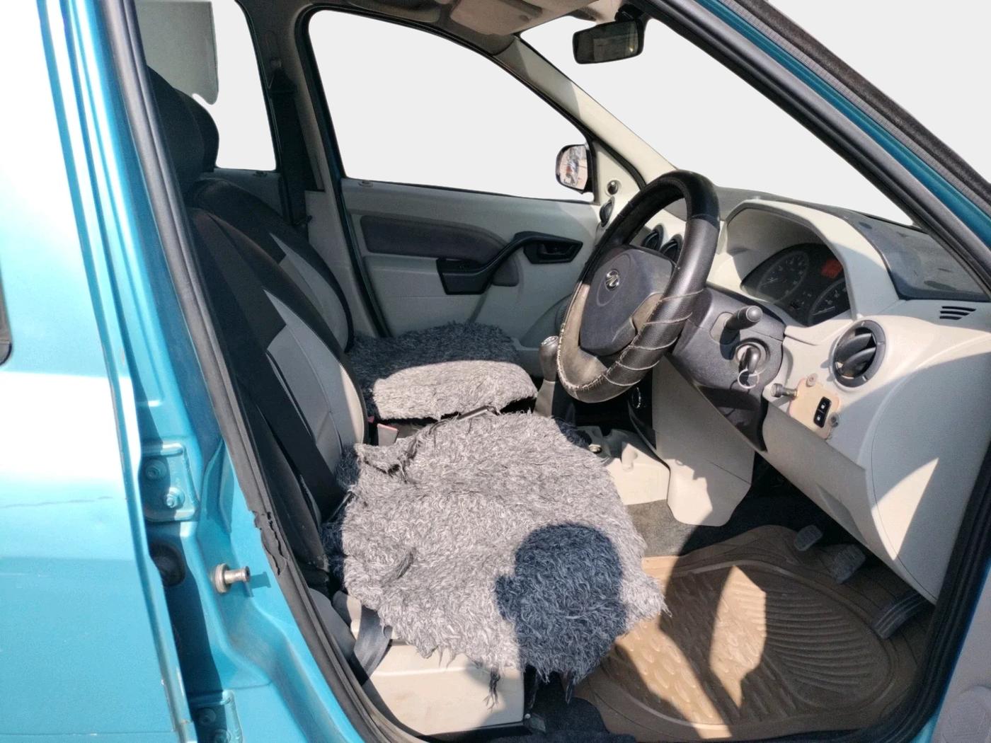 2013 Mahindra Verito Vibe CS 1.5 D4, Diesel, Manual, 79,951 km, interior