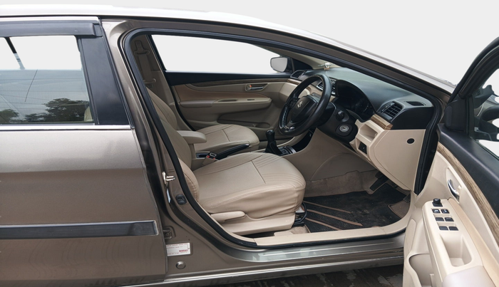 2019 Maruti Ciaz SIGMA 1.5 SHVS MT  PETROL, Petrol, Manual, 35,815 km, interior