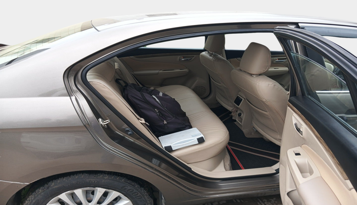 2019 Maruti Ciaz SIGMA 1.5 SHVS MT  PETROL, Petrol, Manual, 35,815 km, interior