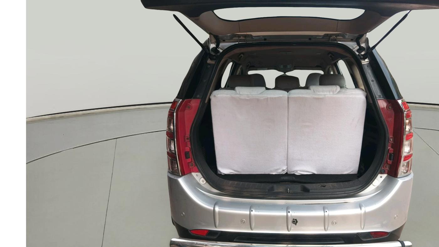 2013 Mahindra XUV500 W8, Diesel, Manual, 1,18,115 km, exterior