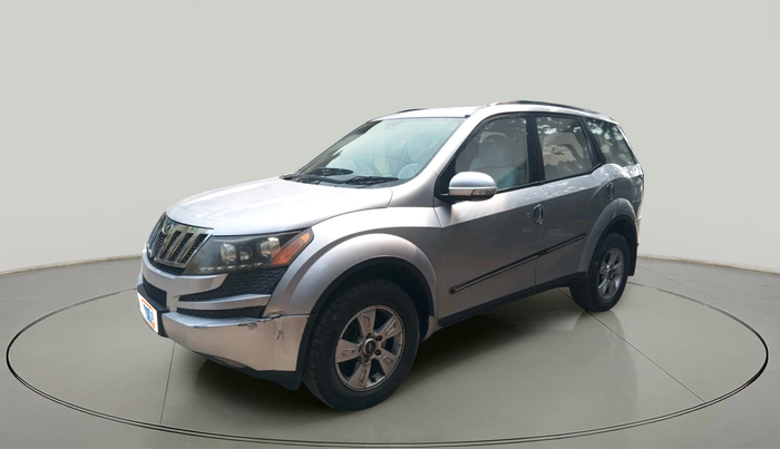 2013 Mahindra XUV500 W8, Diesel, Manual, 1,18,115 km, exterior