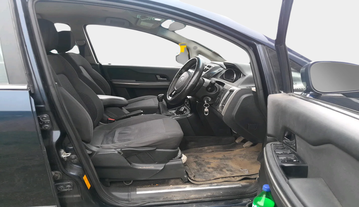 2017 Tata Hexa XM 4X2 7 STR, Diesel, Manual, 2,11,053 km, interior