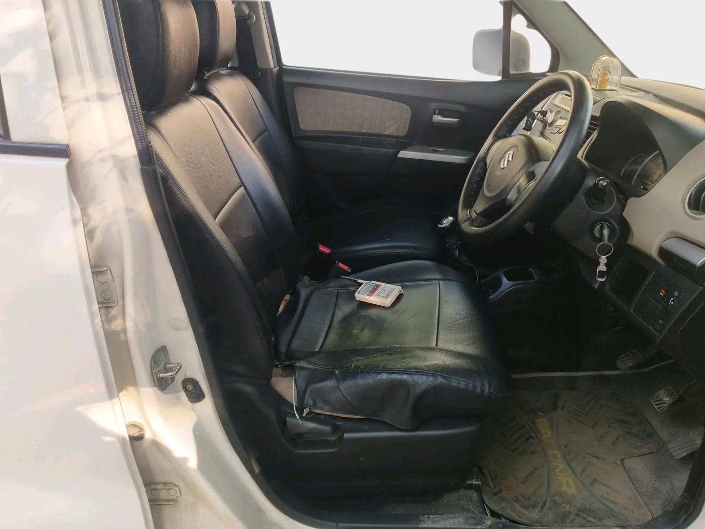 2013 Maruti Wagon R 1.0 VXI, Petrol, Manual, 54,491 km, interior