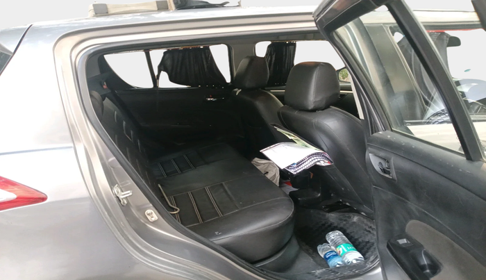 2014 Maruti Swift VXI, Petrol, Manual, 1,16,221 km, interior