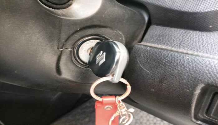 2014 Maruti Swift VXI, Petrol, Manual, 1,16,221 km, interior